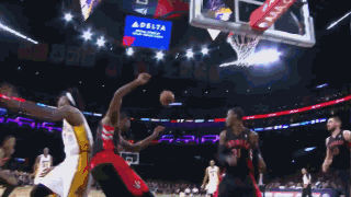 巴萨青训营中场人才井喷！拉马西亚再现黄金一代（巴萨中场新秀大爆发，拉玛西亚再造黄金一代）