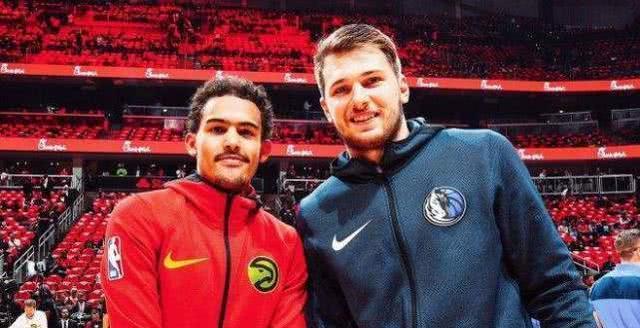 欧文连续突破得分，全队士气高涨（欧文连番强突砍分，球队士气飙升）